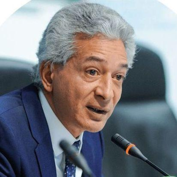 Dr. Alaa Ezz